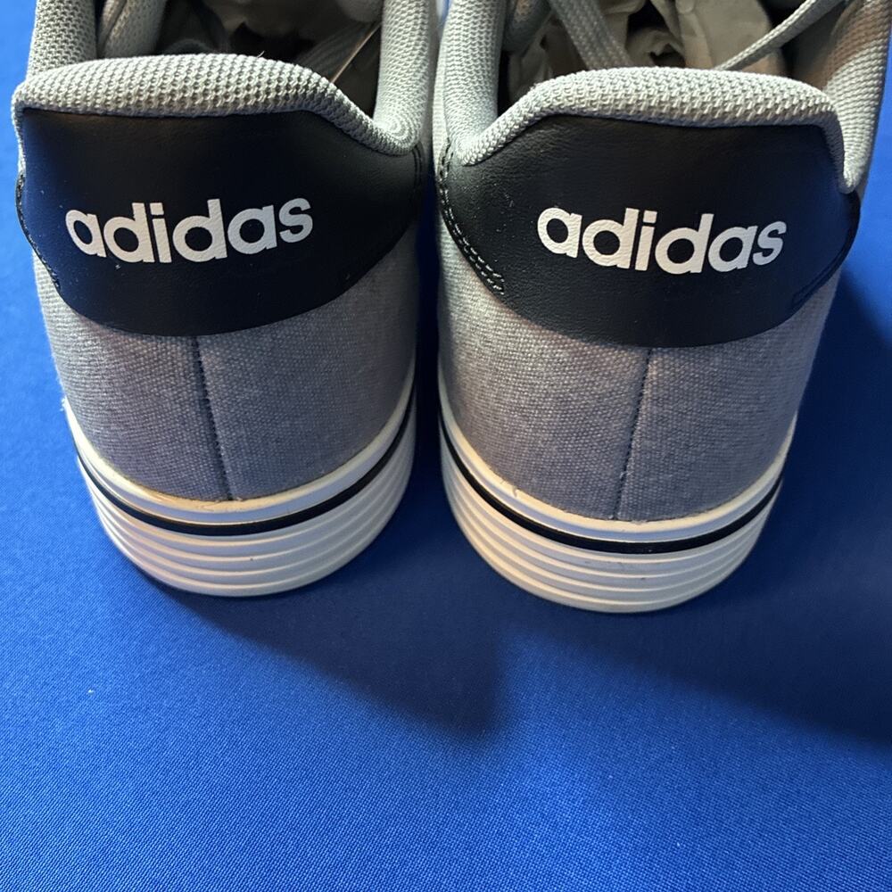 Adidas Daily 4.0 Grey/Black Men’s 10.5 Sneakers IF4493 new with box - Picture 5 of 9